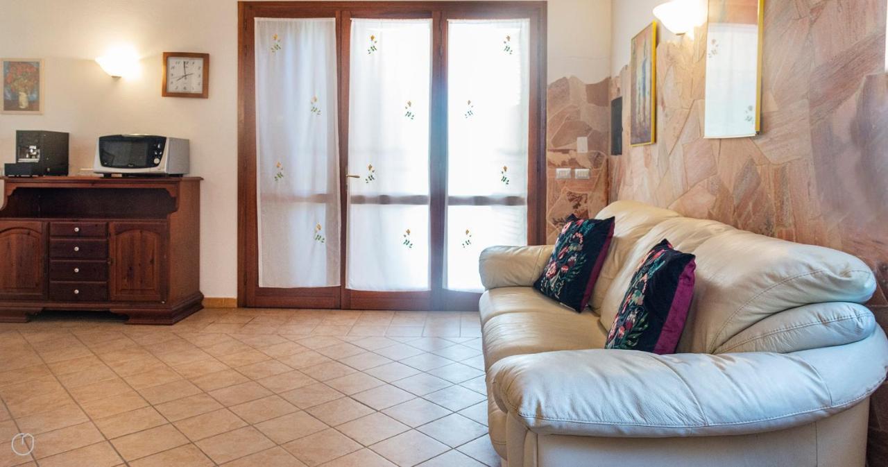 Domo Galante Apartment Алгеро Екстериор снимка